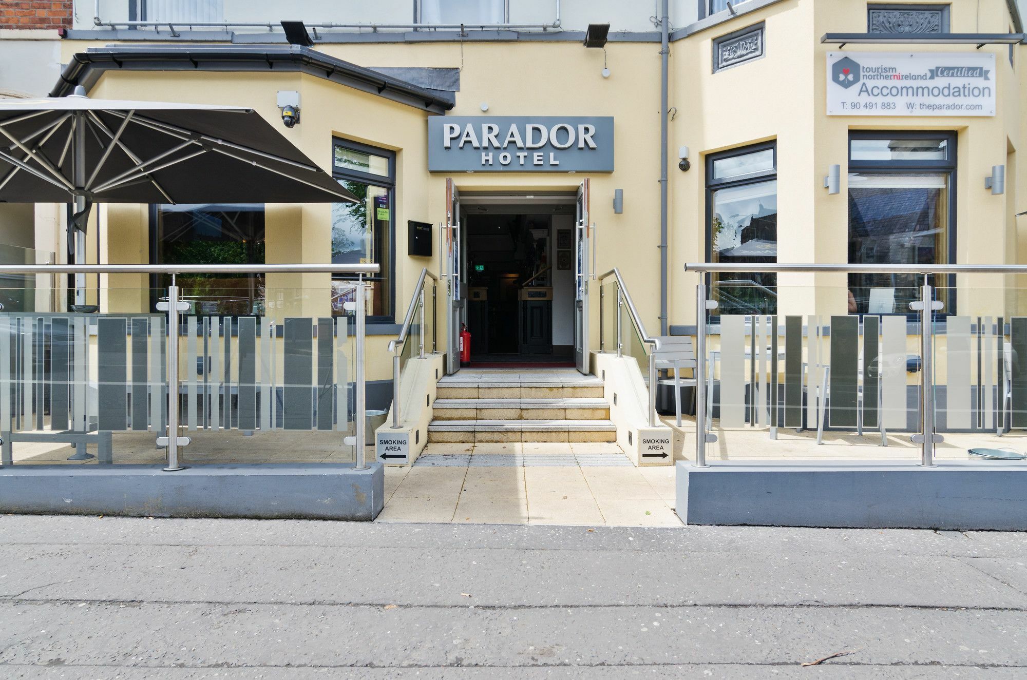 Oyo Parador Lodge Белфаст Экстерьер фото